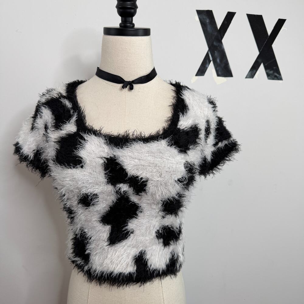 Delias Cow Print Fuzzy Knit Cropped Boxy Cap Sleeve Sweater Top XS